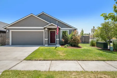 3096 NW Dogwood Avenue Redmond OR 97756