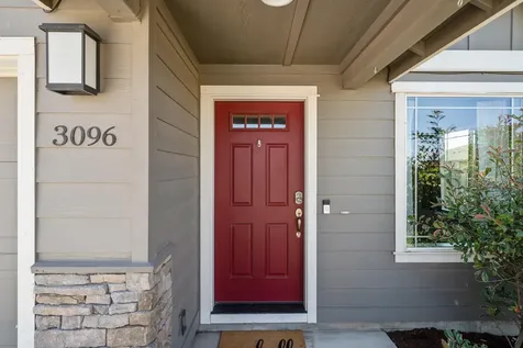 3096 NW Dogwood Avenue Redmond OR 97756
