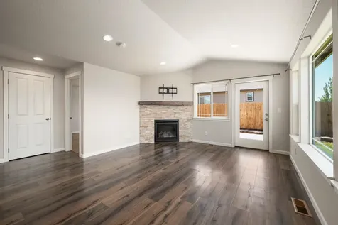 3096 NW Dogwood Avenue Redmond OR 97756