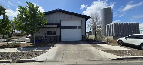 407 SE Warsaw Street Redmond OR 97756