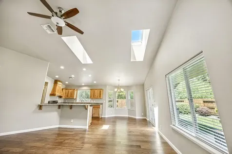 1542 SW Yucca Drive Grants Pass OR 97527