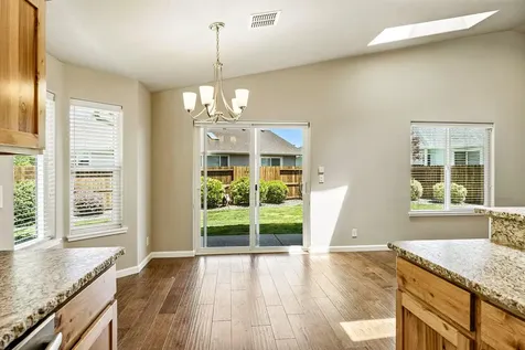 1542 SW Yucca Drive Grants Pass OR 97527