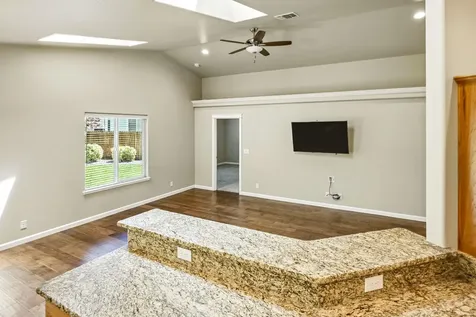 1542 SW Yucca Drive Grants Pass OR 97527