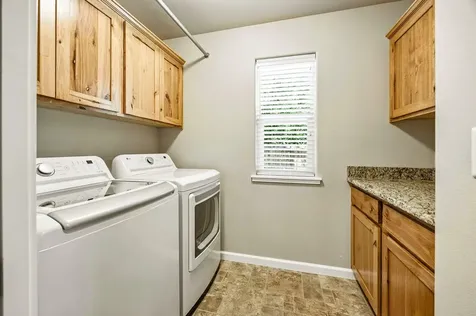 1542 SW Yucca Drive Grants Pass OR 97527