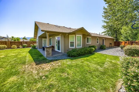 1542 SW Yucca Drive Grants Pass OR 97527