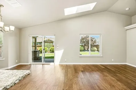 1542 SW Yucca Drive Grants Pass OR 97527