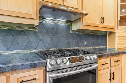 700 Clay Street Ashland OR 97520