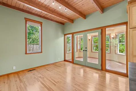 700 Clay Street Ashland OR 97520