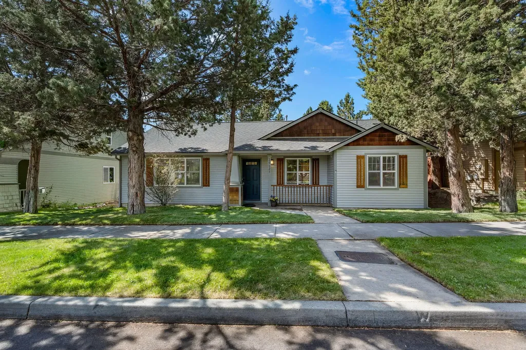20625 Cherry Tree Lane Bend OR 97702