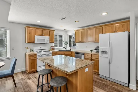 20625 Cherry Tree Lane Bend OR 97702