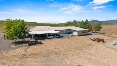 891 Cross Road Klamath Falls OR 97603