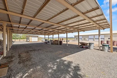 891 Cross Road Klamath Falls OR 97603