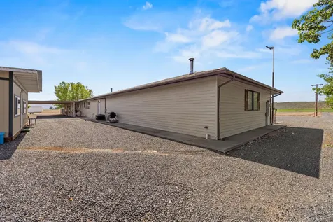 891 Cross Road Klamath Falls OR 97603