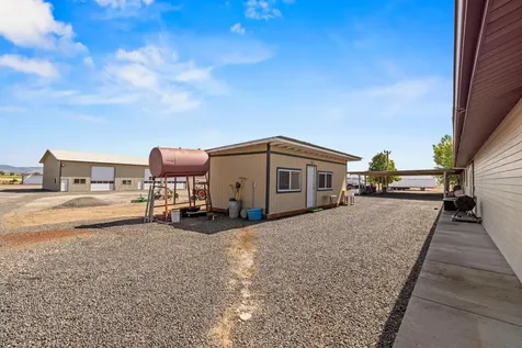 891 Cross Road Klamath Falls OR 97603