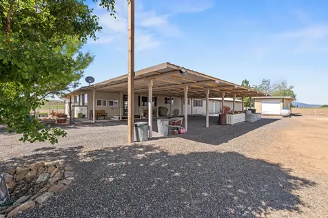 891 Cross Road Klamath Falls OR 97603