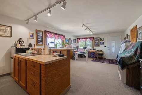 891 Cross Road Klamath Falls OR 97603