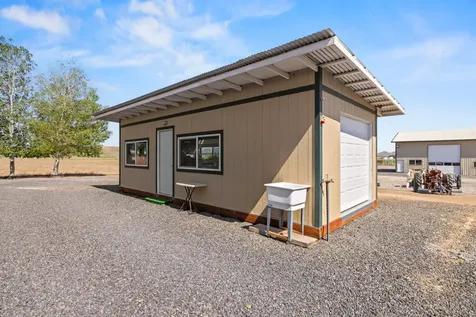 891 Cross Road Klamath Falls OR 97603