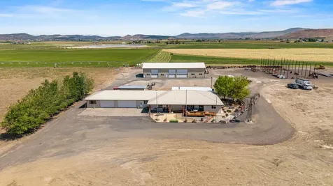 891 Cross Road Klamath Falls OR 97603