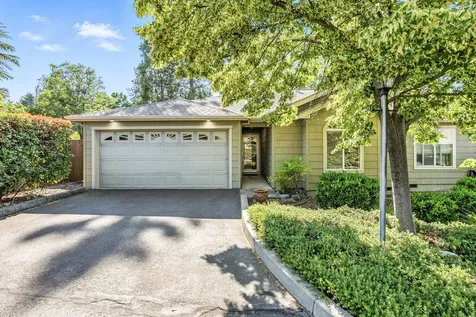 2130 Birchwood Lane Ashland OR 97520