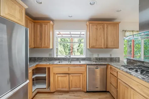 1031 NW Prospect Avenue Grants Pass OR 97526