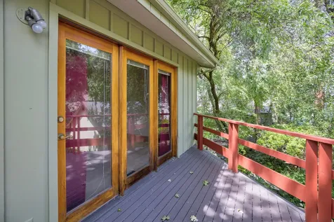1031 NW Prospect Avenue Grants Pass OR 97526