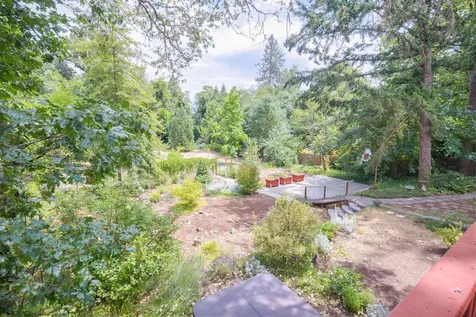 1031 NW Prospect Avenue Grants Pass OR 97526