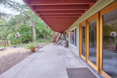 1031 NW Prospect Avenue Grants Pass OR 97526