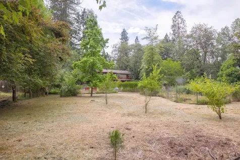 1031 NW Prospect Avenue Grants Pass OR 97526
