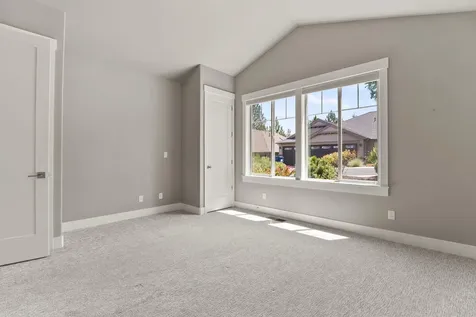 2524 NW Pine Terrace Drive Bend OR 97703