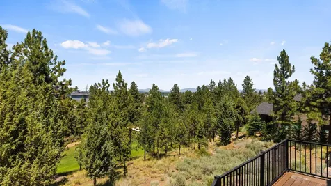 2524 NW Pine Terrace Drive Bend OR 97703