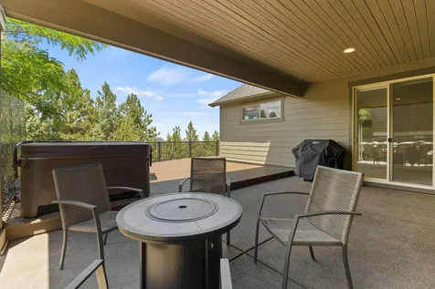 2524 NW Pine Terrace Drive Bend OR 97703