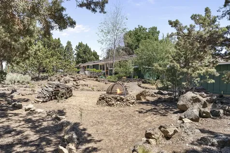 23080 Chisholm Trail Bend OR 97702