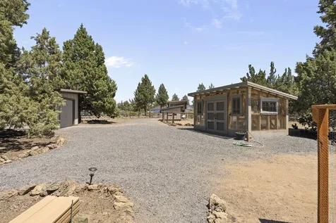 23080 Chisholm Trail Bend OR 97702
