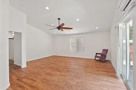 310 SW J Street Grants Pass OR 97526