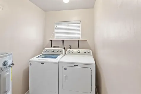 310 SW J Street Grants Pass OR 97526