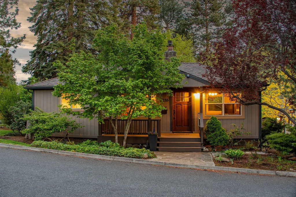1155 NE 9th Street Bend OR 97701