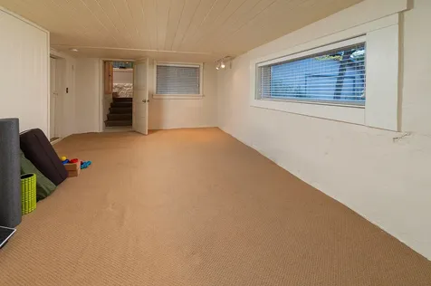 1155 NE 9th Street Bend OR 97701