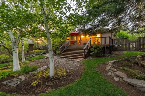 1155 NE 9th Street Bend OR 97701