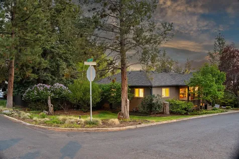 1155 NE 9th Street Bend OR 97701