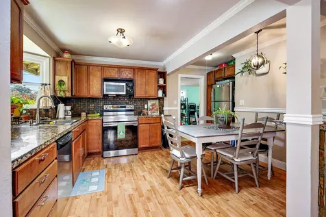 422 SE M Street Grants Pass OR 97526