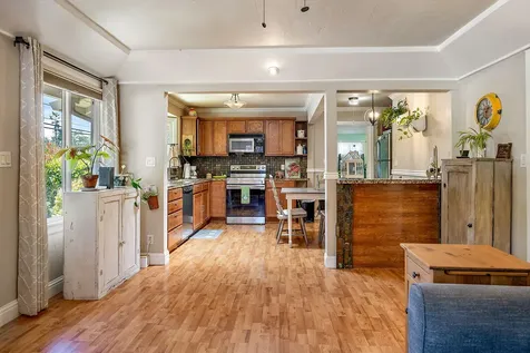 422 SE M Street Grants Pass OR 97526