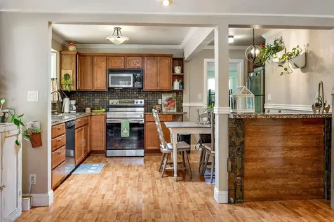 422 SE M Street Grants Pass OR 97526