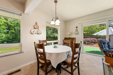 1430 SE Rogue Drive Grants Pass OR 97526