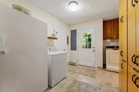 1430 SE Rogue Drive Grants Pass OR 97526