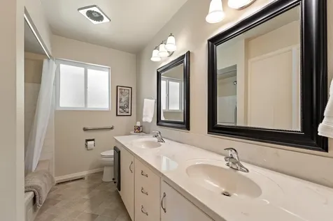 1430 SE Rogue Drive Grants Pass OR 97526