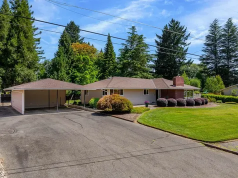 1430 SE Rogue Drive Grants Pass OR 97526