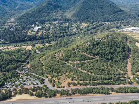 3039 Pearce Park Road Grants Pass OR 97526
