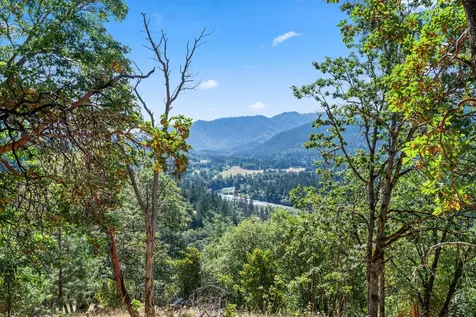 3039 Pearce Park Road Grants Pass OR 97526