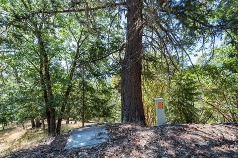 3039 Pearce Park Road Grants Pass OR 97526