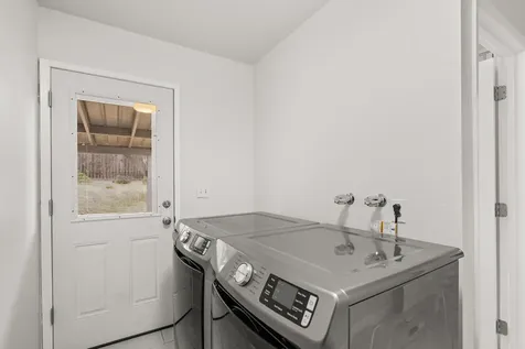 1332 NW Highland Avenue Grants Pass OR 97526